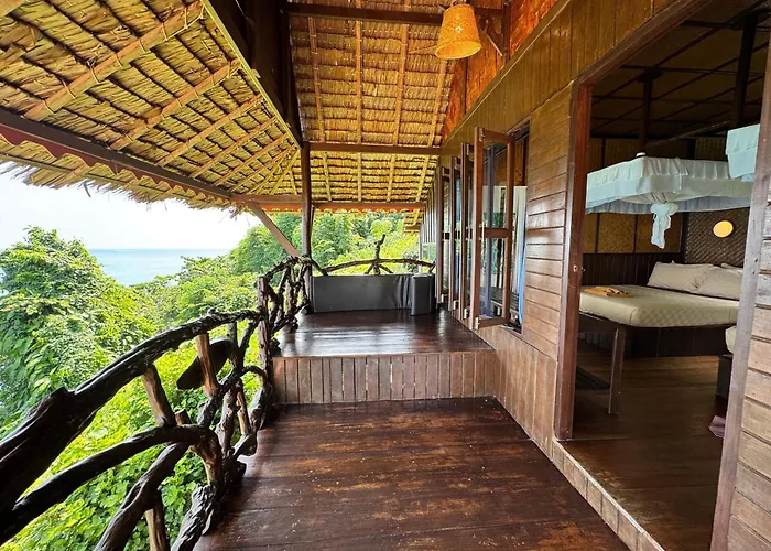 Phi Phi Relax Beach Resort